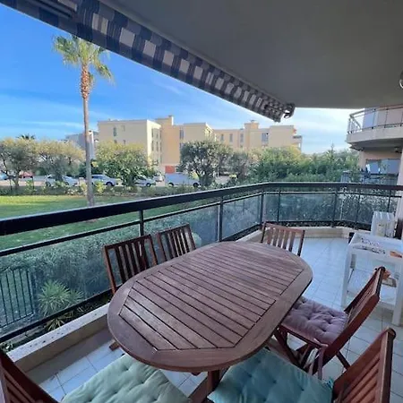 Superbe En Avec Piscine Apartmán Antibes